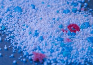 Polystyrene-balls-for-recycling-300x210