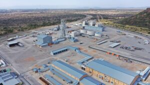Aerial-view-of-the-Mogalakwena-Sandsloot-mining-complex-in-Limpopo-2000x1125